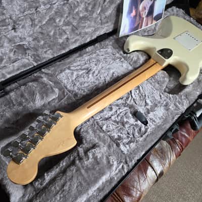 Fender Stratocaster Ex JUDAS PRIEST Artist Owned by K.K. Downing, band signed by KK, Rob Halford and Glenn Tipton. 1985 Vintage 80s guitar. Custom Shop strat flight case included image 15
