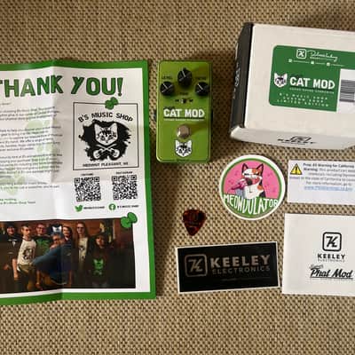 Keeley Super Cat Mod / Super Phat Mod Overdrive - Special Edition 2023 - Metallic Green image 6