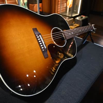 Gibson J-45 Standard - Vintage Sunburst #6135 image 3