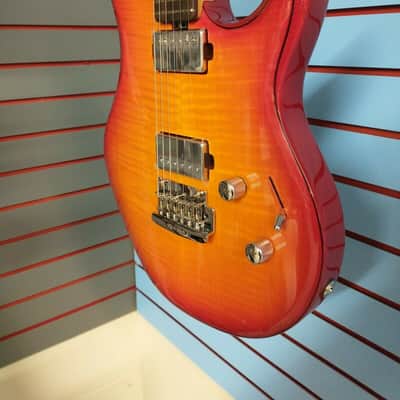 Ernie Ball Music Man Luke 3 W/ Case image 10