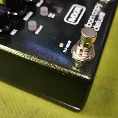 MXR Carbon Copy Deluxe Analog Delay image 2
