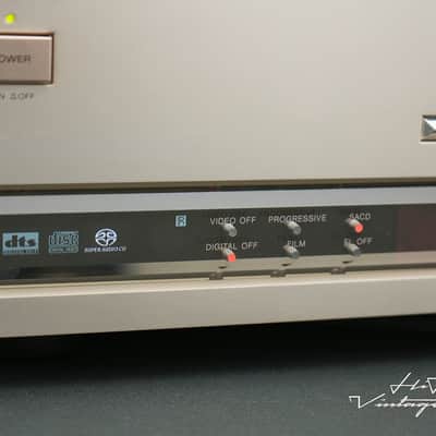 Sony DVP-S9000ES SACD Player image 10