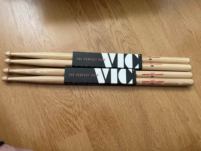 Vic Firth 2B American Classic Drumsticks image 1