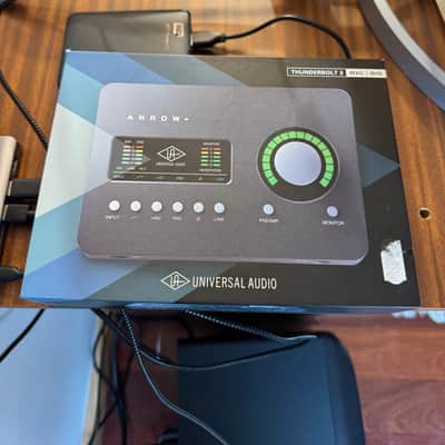 Universal Audio Arrow 2x4 Thunderbolt 3 Interface with Solo DSP Processor 2010s - Gray image 3