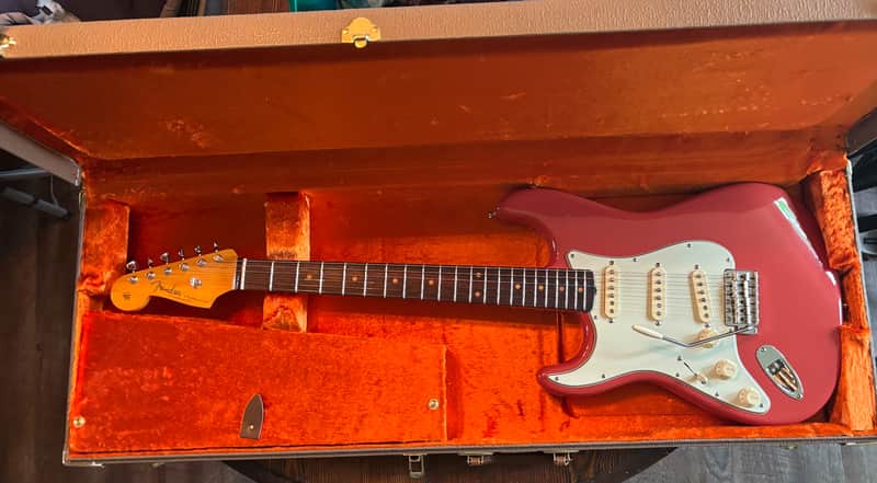 Fender American Vintage II '61 Stratocaster Left-Handed 2022 - Present - Fiesta Red