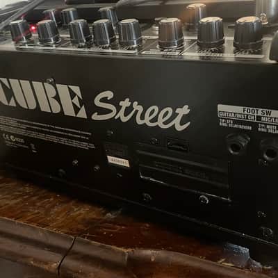 Roland Cube Street 2-Channel 2x2.5-Watt 2x6.5" Guitar Combo 2007 - 2021 - Black image 2