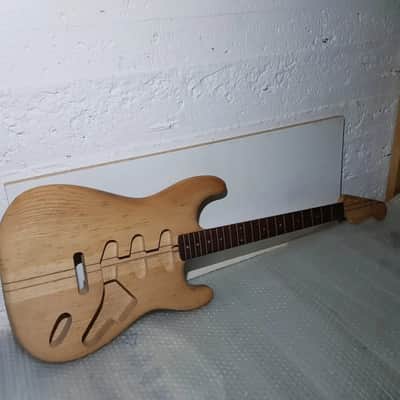 1981 NECK THROUGH BODY STR*T - SWAMP ASH image 3