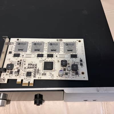 Universal Audio UAD-2 QUAD Core PCIe DSP Accelerator Card 2012 - Present - White image 2