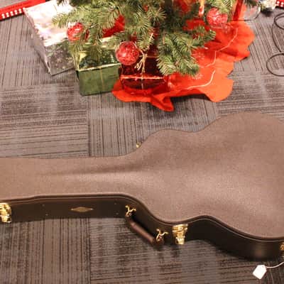 Taylor 326ce Baritone-8 Special Edition image 11