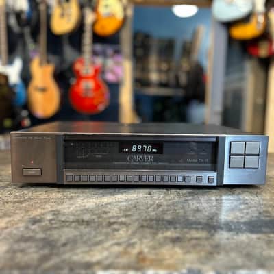 Carver TX-11 Quartz Synthesized FM Tuner image 3
