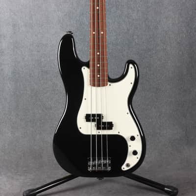 Fender Player P Bass - Black - 2nd Hand image 3