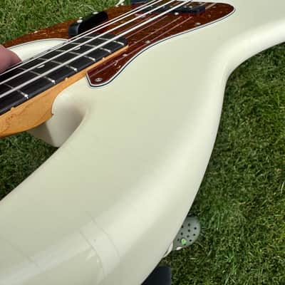 Fender Custom Shop 1961 Jazz Bass Closet Classic Custom Shop 2012 - Artic White Nitro (Relic Checking) image 21