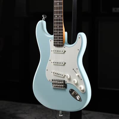 Upgraded Squier Classic Vibe ’70s Stratocaster – Sonic Blue Sweetwater Exclusive image 4