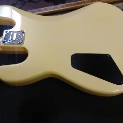 Charvel Model 2B Electric Bass MIJ 1986 PJ Pickups White w/Hard case *** FREE SHIPPING *** image 6