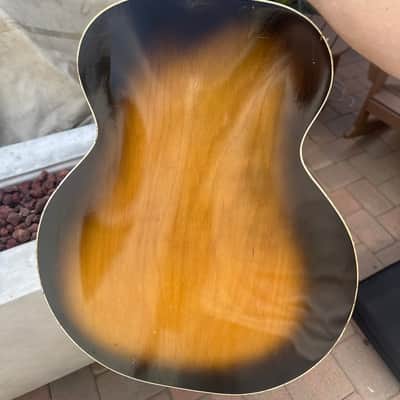 Harmony H1213 Archtone 1950 - 1971 - Light Brown Sunburst image 4