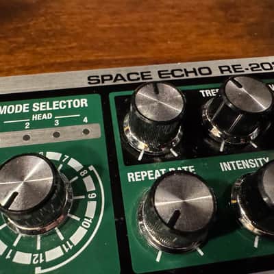 Boss RE-202 Space Echo 2022 - Present - Black / Green image 3