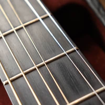 Martin HD28V Natural 2011 image 10