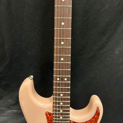 Fender Limited Edition American Professional II Stratocaster Thinline - Transparent Shell Pink image 7
