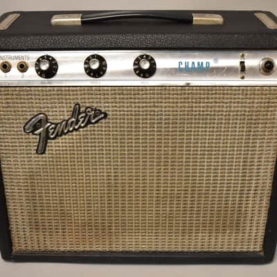 1973 Fender Champ 1x8 Combo Amplifier Silverface image 2