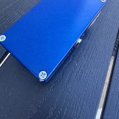 MXR M288 Bass Octave Deluxe 2004 - Present - Blue image 3