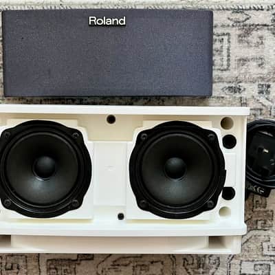 Roland Cube Lite 2-Channel 10-Watt 2x3" Guitar Combo 2014 - Present - White image 5