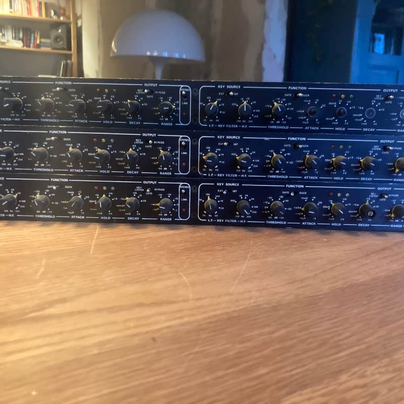 1984 – Present Drawmer DS201 Dual Gate Black