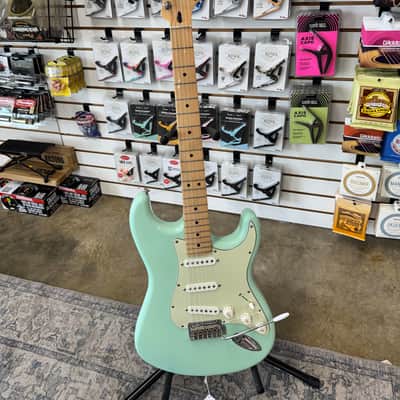 Fender Player Stratocaster - Surf Green image 1