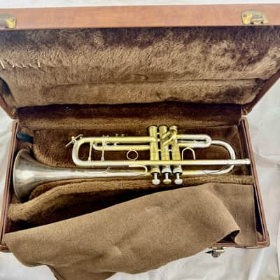 Bach 180S37 Stradivarius Series Bb Trumpet 1980s - Silver-Plated image 3