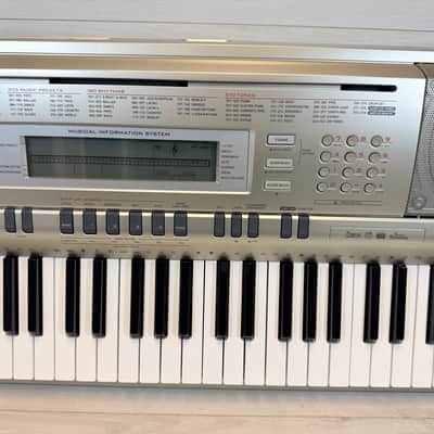 Casio WK-200 76-Key Portable Keyboard USB MIDI Educational Arranger Keyboard with Power Supply 2009-2012 image 3