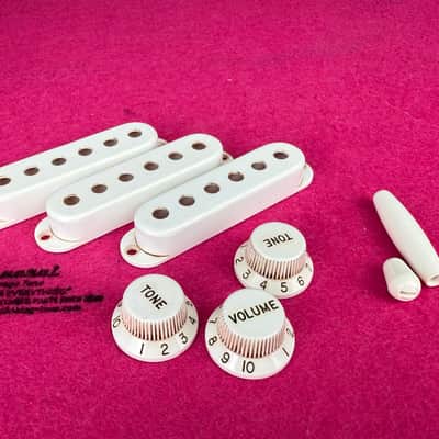 General Vintage Tone Full Ass. Pre cbs  covers / Knobs / tips fits Stratocaster®️ 50’s  round edges - White aged image 9