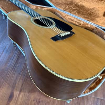 1981 Martin HD-28 – Rosewood Dreadnought – 4.70 lbs – w/ OHSC image 3