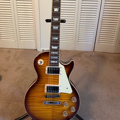 Immagine Gibson Les Paul Traditional 2015 - Tobacco Sunburst - 2