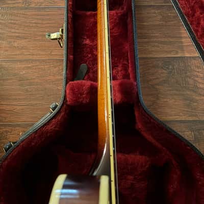 Guild Starfire IV SF 4D 1981 USA vintage with factory DiMarzio pickups OG plush hardshell case image 18