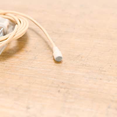 Sennheiser MKE 2 Lavalier Lapel Mic w/ Locking 3.5mm Connector - Beige CG012BC image 2