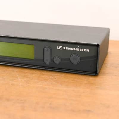 Sennheiser SR 300 IEM G2 Wireless Transmitter 572-608MHz NO POWER SUPPLY CG01YRY image 2
