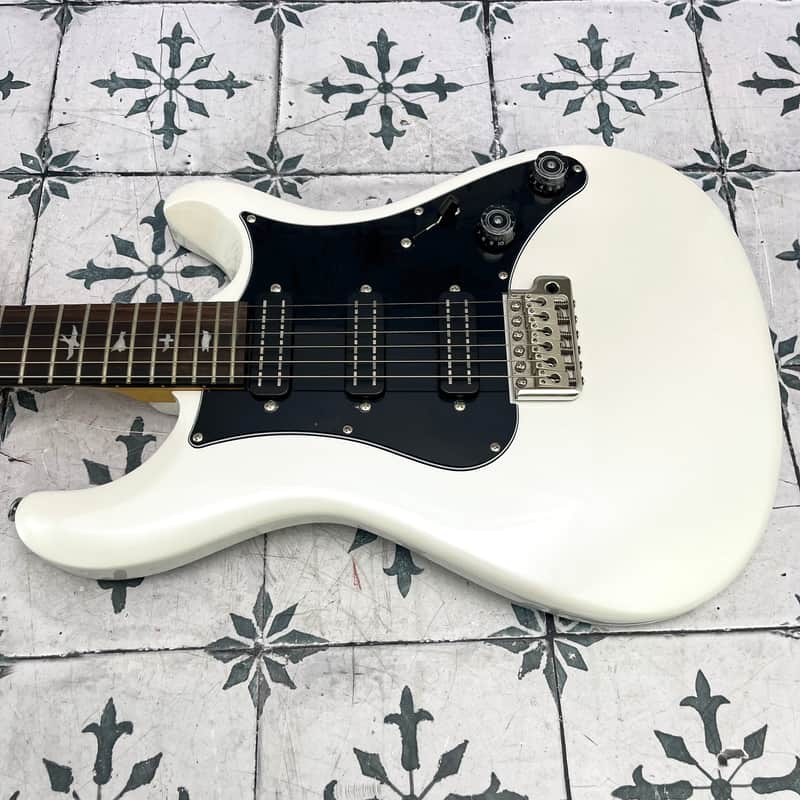 PRS SE NF3 with Rosewood Fretboard