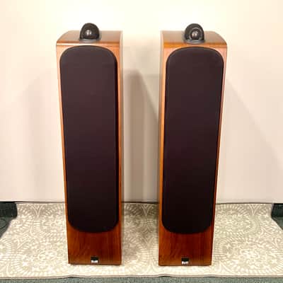Bowers & Wilkins B&W 703 Speakers image 7