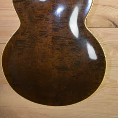 Gibson L-7-C 1952 - sunburst image 10