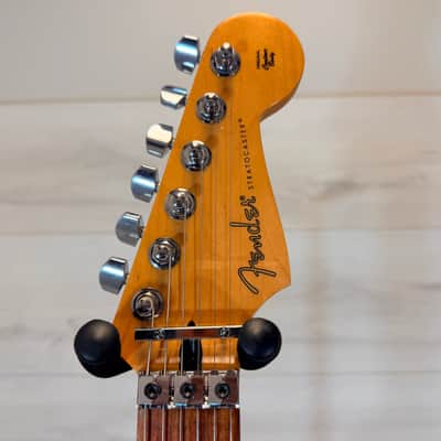 Fender Fender Player Stratocaster HSS Floyd Rose Special 3-Color Sunburst Electric Guitar w/ Gig Bag 2018 - 3 Color Sunburst image 5