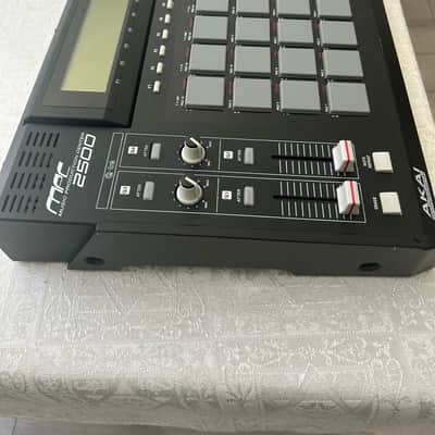 Akai Mpc2500 Mid90s - Black image 3