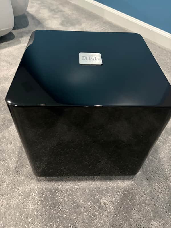 REL T/5x 2024 - Gloss black image 1
