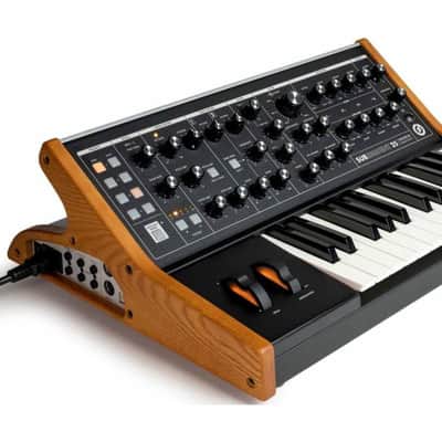 MOOG MUSIC SUBSEQUENT 25 Sintetizzatore Analogico Duofonico 25 Tasti