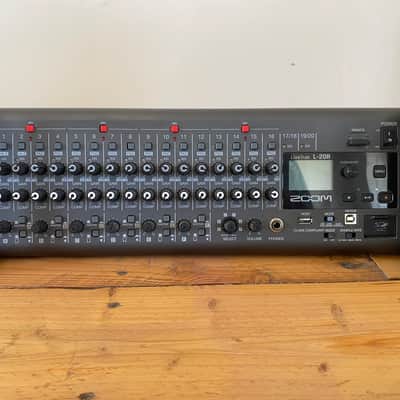 Zoom LiveTrak L-20R Rackmount Digital Mixer / Recorder 2010s - Grey / Blue image 3