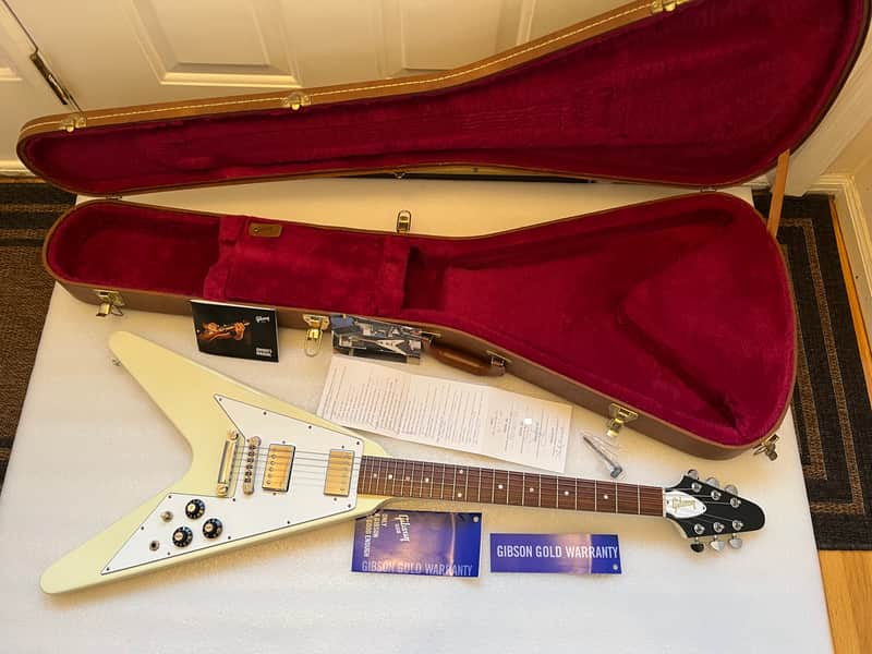 RARE LIMITED Edition Gibson Flying V 1975 History 2015 White Short 1970s Style Head Japan Limited Edition Case USA_290