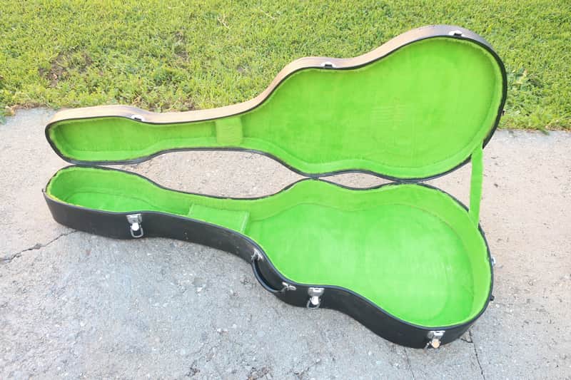 Yamaha 1980s 1990s Vintage Japanese Hardshell Hard-shell Hard Case Acoustic Dreadnaught Guitar Case Green Lining D18 D 28 MIJ Clones Classical Red Label FG Parlor Nippon Gakki FIts 44 1/2 x 16 1/2 x 4 to 5 image 1