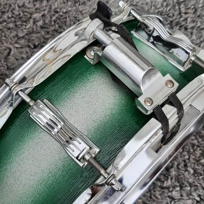 1980's Ludwig B/W Badge Green/Silver Duco 14" x 5" Snare Drum image 5