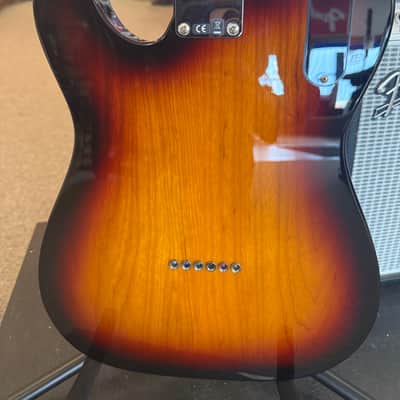 Fender Classic Series '72 Telecaster Thinline 2000 - 2018 - 3-Color Sunburst image 4