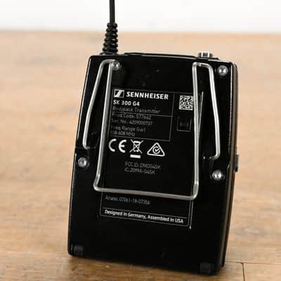Sennheiser SK 300 G4 Wireless Bodypack Transmitter - 558-608 MHz CG012KY image 3