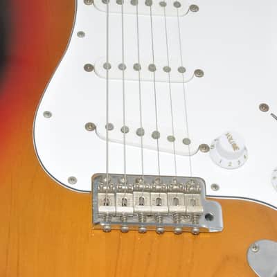 Fender Japan ST-62（3TS）'62 Stratocaster 3-Tone Electric Guitar Ref No.5916 image 6