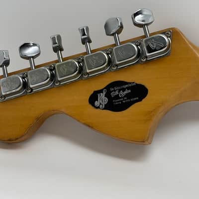 Fender Musicmaster 1976 - Olympic White Gone Yellow image 8
